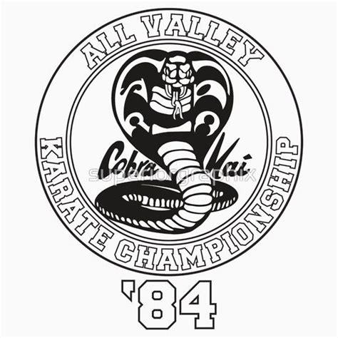 'Cobra Kai All Valley Karate Tournament' T-Shirt by: Aprender como Dibujar Fácil con este Paso a Paso, dibujos de El Logo De Cobra Kai, como dibujar El Logo De Cobra Kai para colorear e imprimir