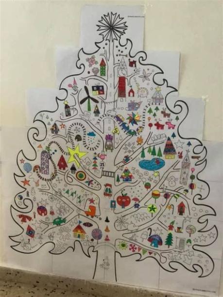 PDF de Rompecabezas Grande del Árbol de Navidad. Hojas de: Dibujar y Colorear Fácil, dibujos de Un Arbol De Navidad En La Pared, como dibujar Un Arbol De Navidad En La Pared para colorear